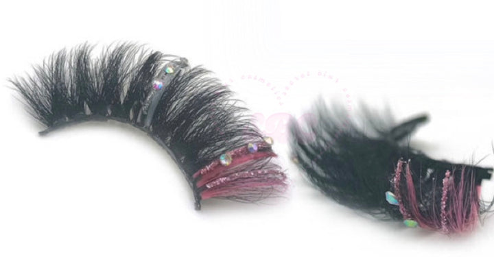 Icyy Lashes by Secret Blur Cosmetics