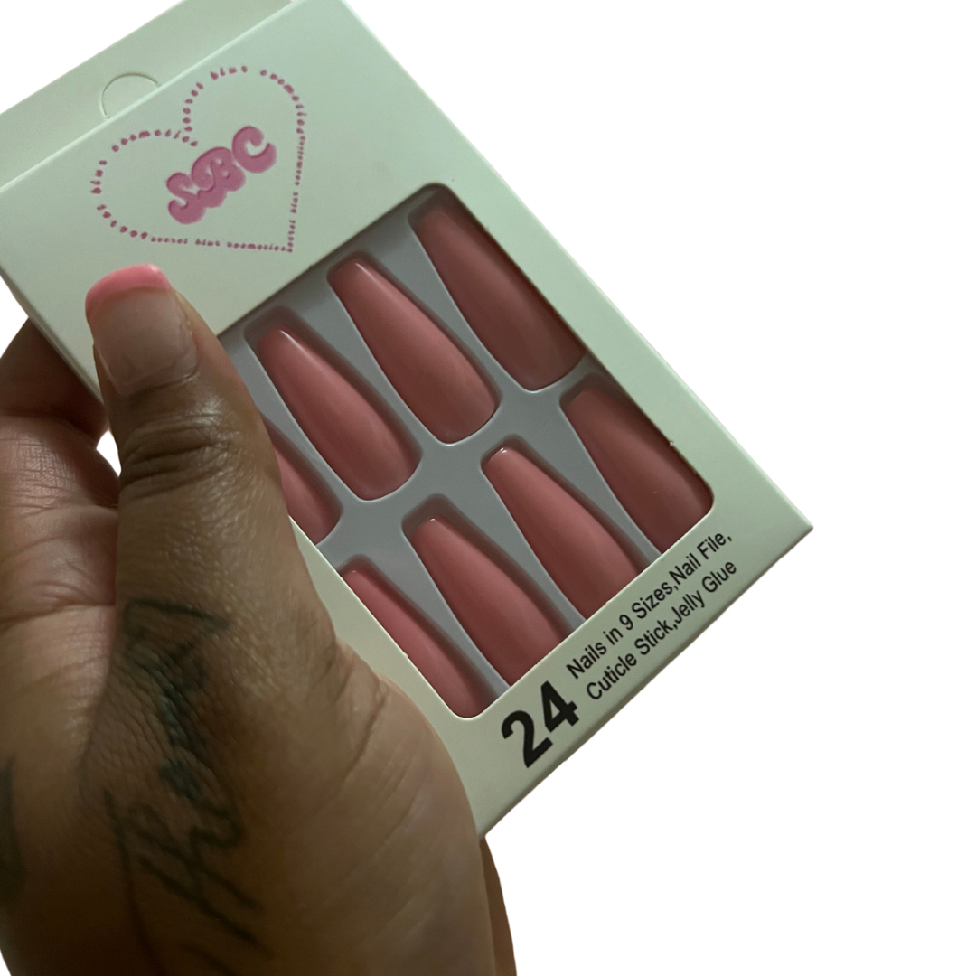 Mia Press-On Nails