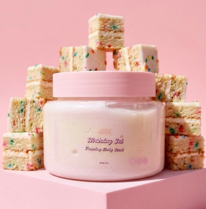 Birthday Gal Foaming Body Scrub