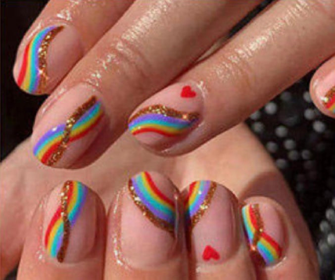 PRESS-ON NAILS